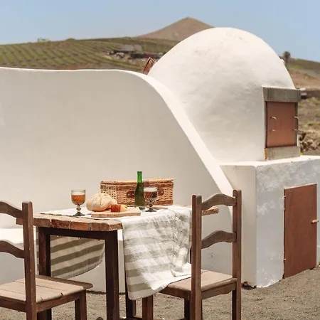 Canaryislandshost I Camellera تياس