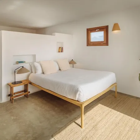 Canaryislandshost I Camellera * تياس